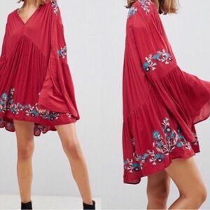 Free People Te Amo Berry Red Embroidered V-neck Mini Boho Festival Dress Sz S/P